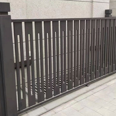 Op maat gemaakte moderne aluminium trappengraaf Roestvastheid Gemakkelijke installatie