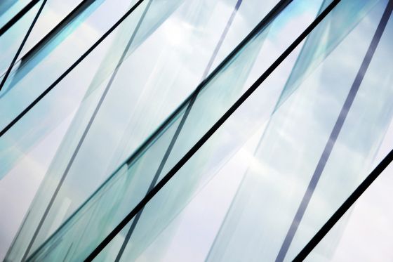 UV-bestendige glas met hoge lichttransmissie voor een langdurige duurzaamheid