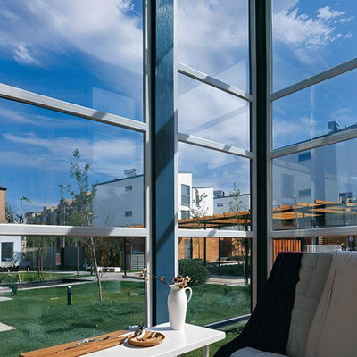 Energieglasoplossingen De perfecte combinatie van U-waarde en ultraviolette bescherming